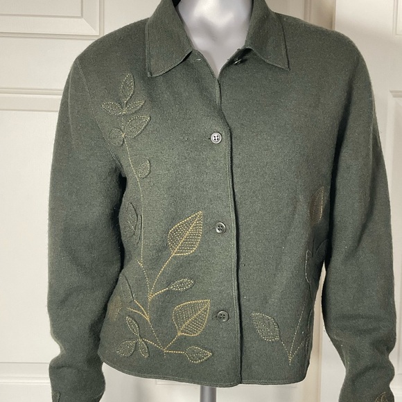 Vintage JONES NEW YORK Merino Wool Cardigan Sweater Size P/L Green Applique - Picture 1 of 11